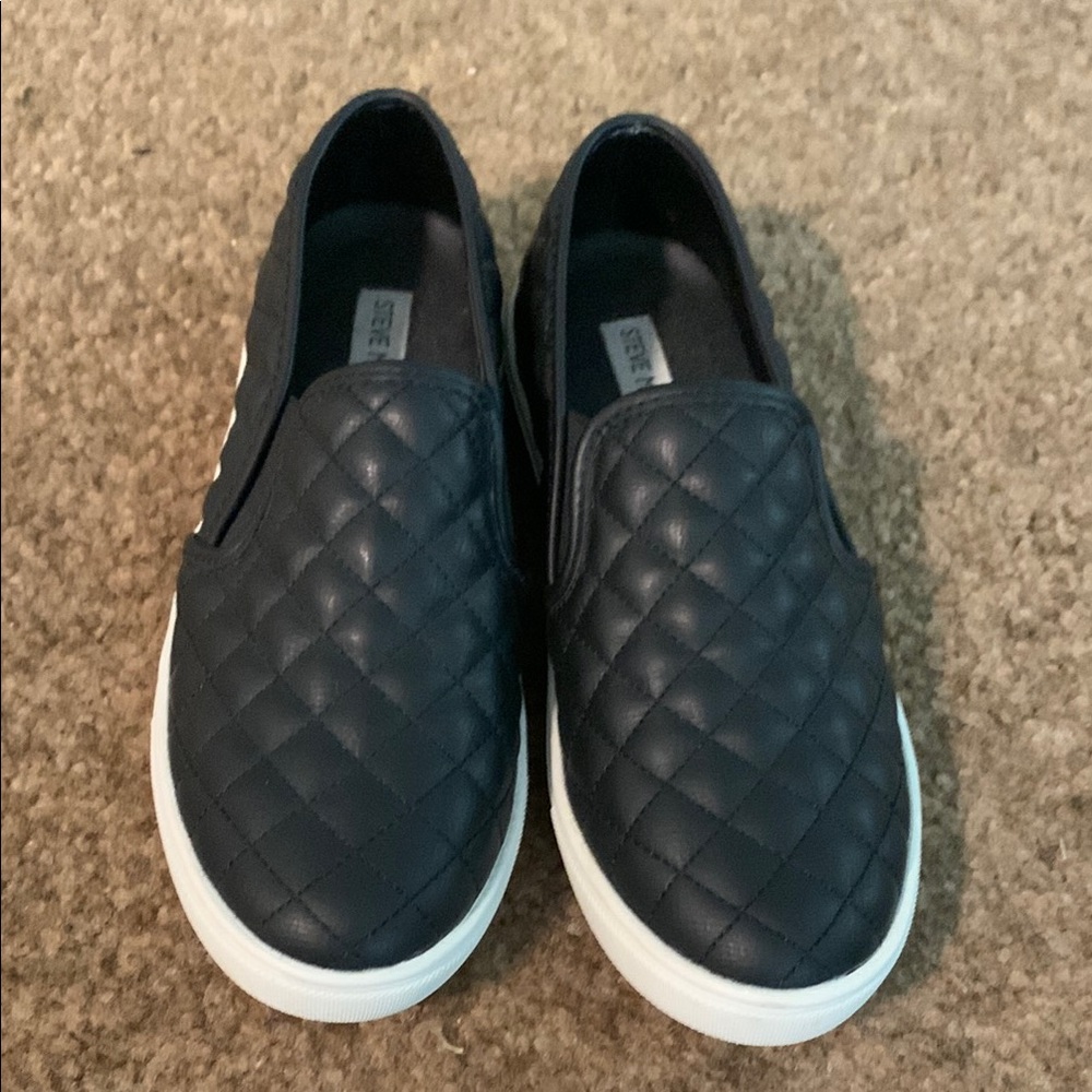 Steve Madden Black Loafers Slip-On Shoes